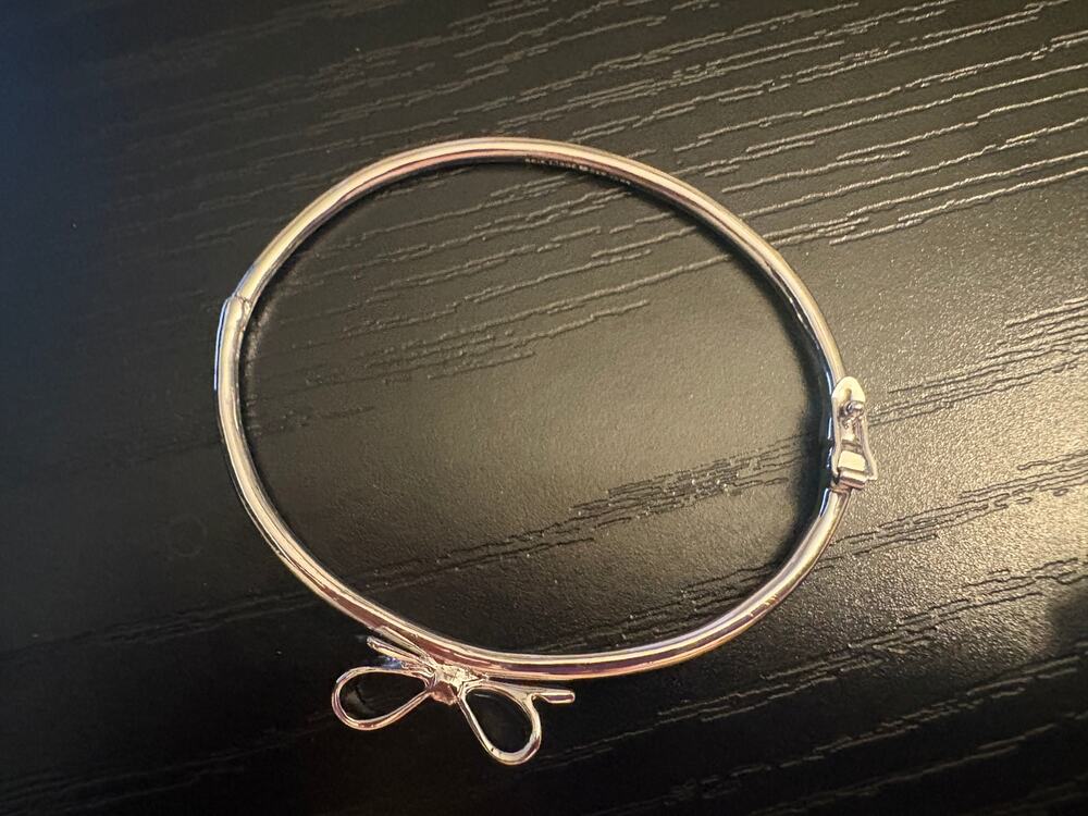 Vintage Kate Spade Bow Hinged Bangle 6.75”